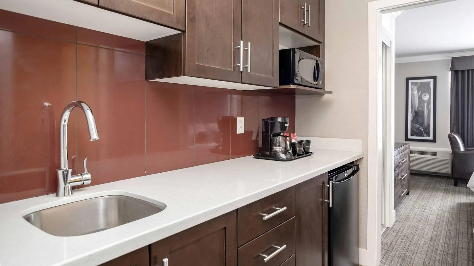***  Sandman Hotel & Suites Calgary South Canada