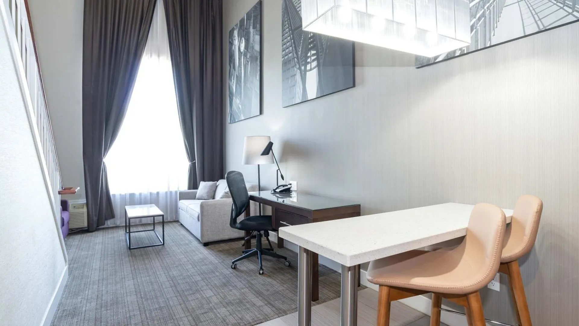 Sandman Hotel & Suites Calgary South 3*,  Canada
