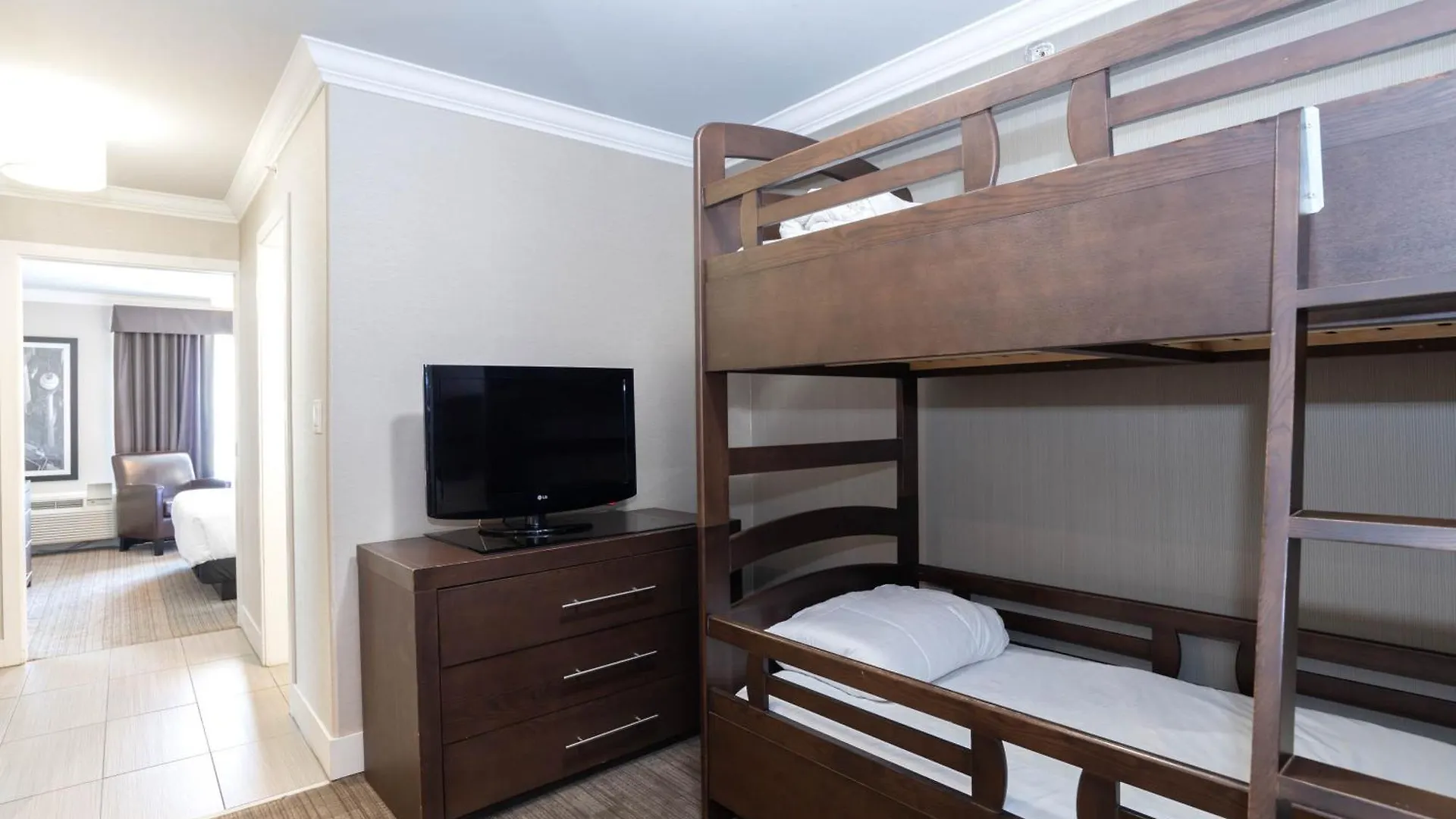 Sandman Hotel & Suites Calgary South