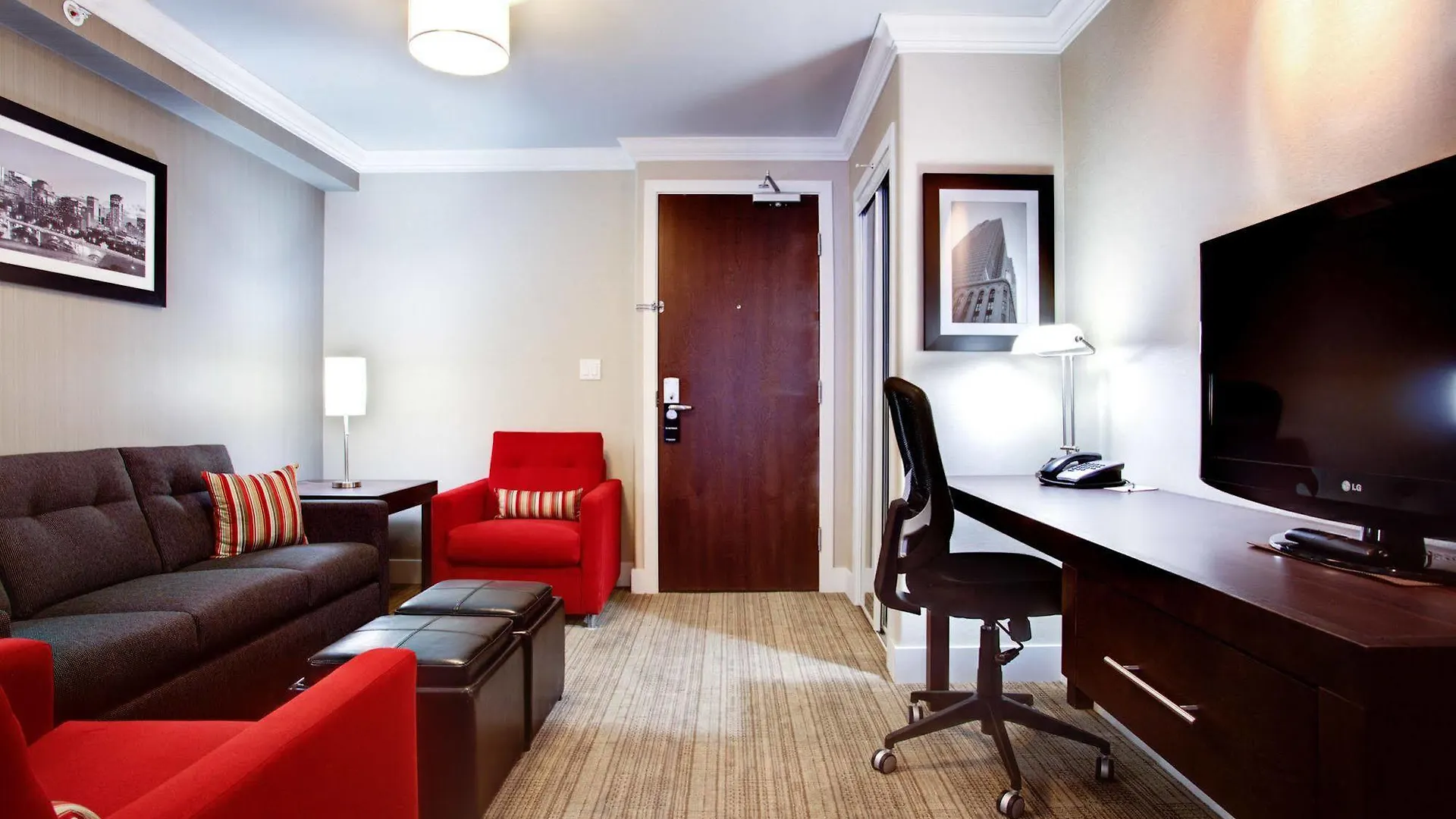 Sandman Hotel & Suites Calgary South
