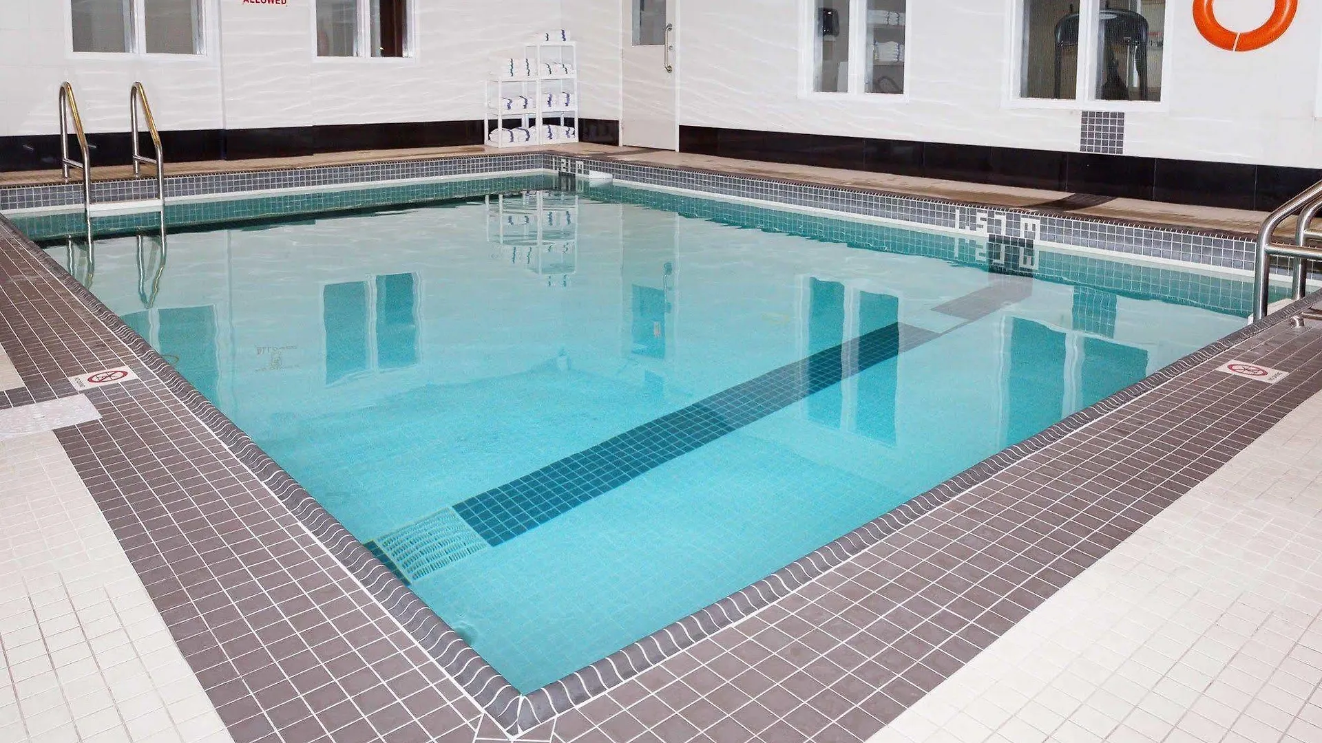 Sandman Hotel & Suites Calgary South
